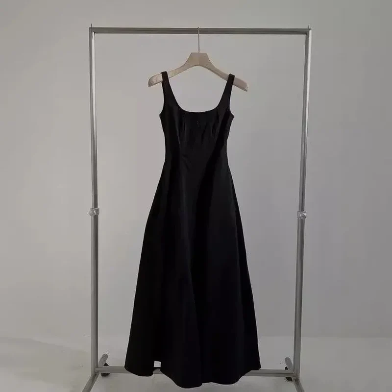Robe Longue Femme Coréenne – Sans Manches, Taille Cintrée, Style Minimaliste et Élégant