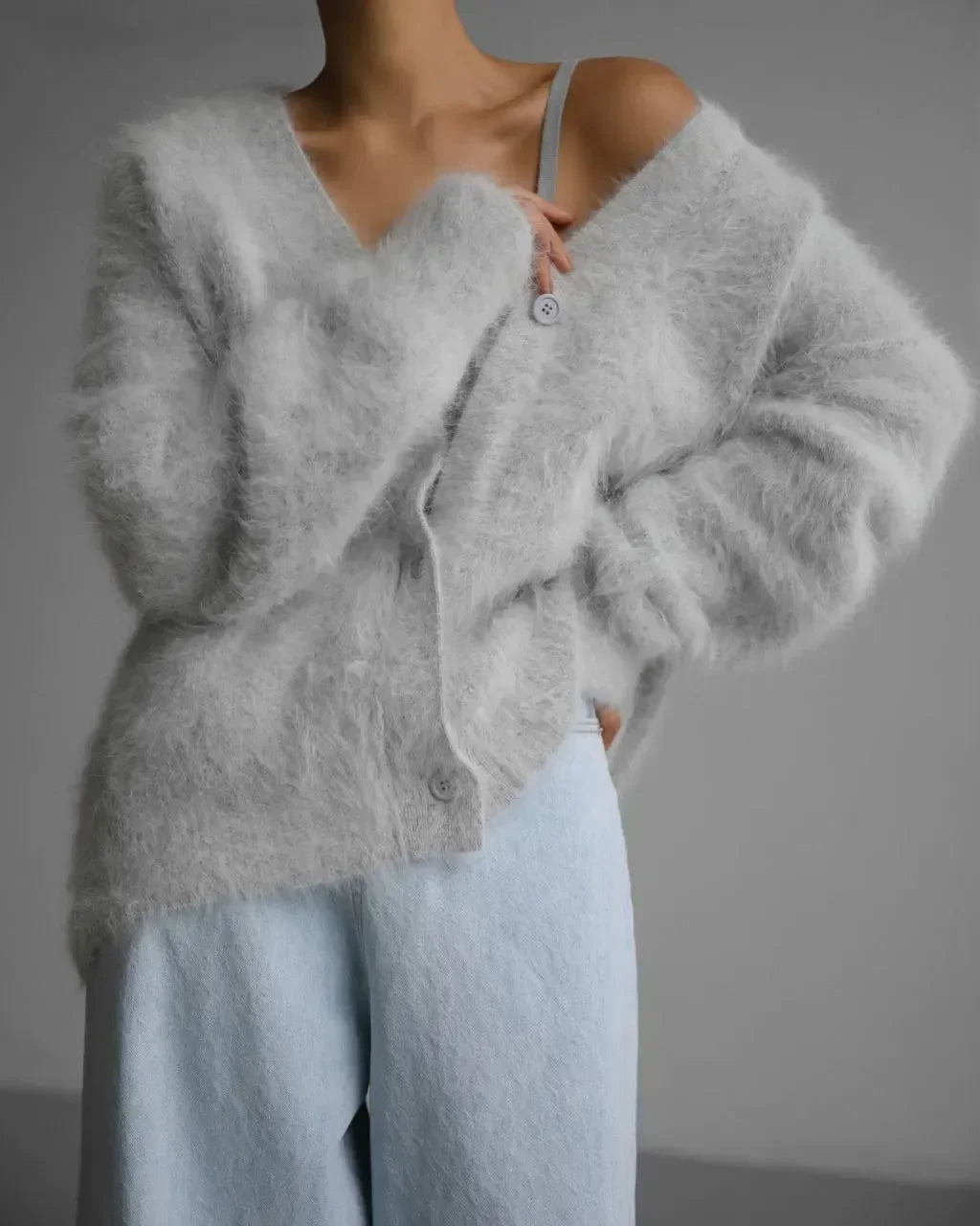 Elegant Long Sleeve Sweater Women 2024 New Single-Breasted Female Casual Cardigan Soft Flexible Knitted Outwear
